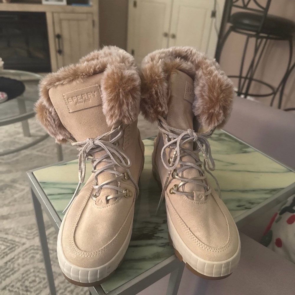 Sperry Women's Cream Fur-Lined Winter Boots